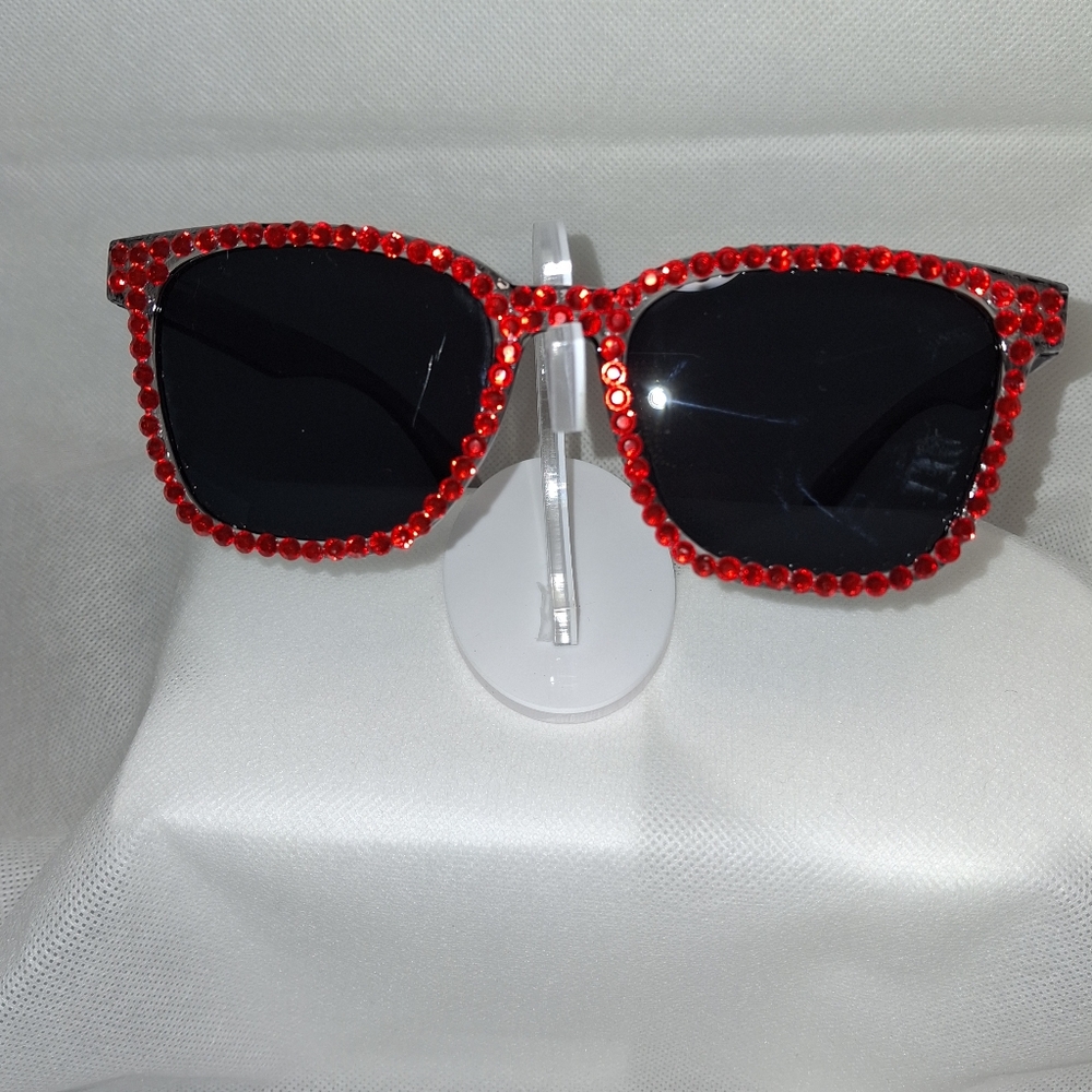 Vibrant Red Cat-Eye Sunglasses with Black Lenses